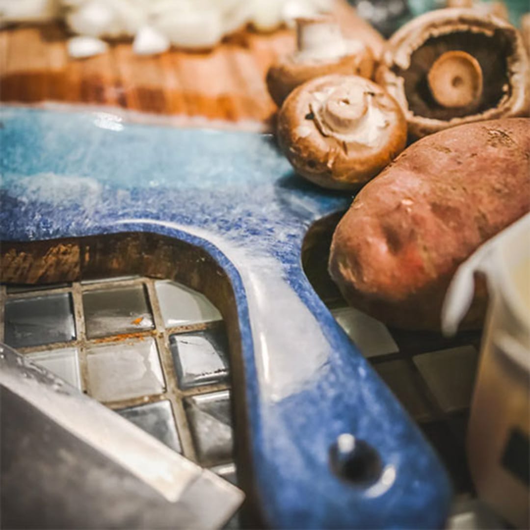 Blue Resin Wooden Cheese Board - Image 2