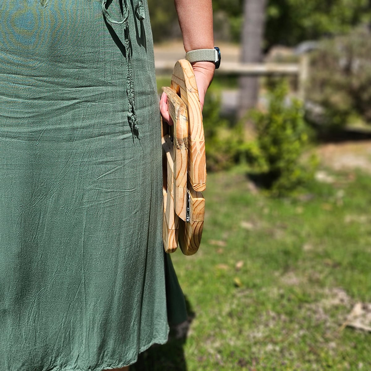 Lightweight Reclaimed Round Portable Picnic Table